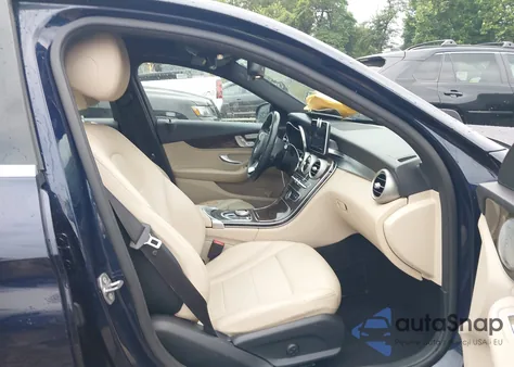 2018 Mercedes-Benz C 300 4Matic from USA, damaged, VIN 55SWF4KB0JU271205